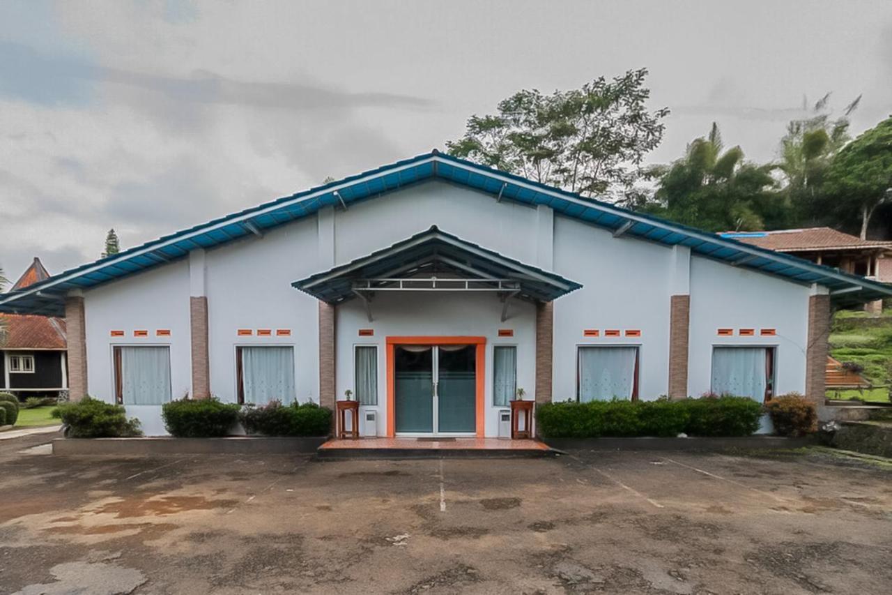 Reddoorz Plus At Grand Yustik Sukabumi Luaran gambar