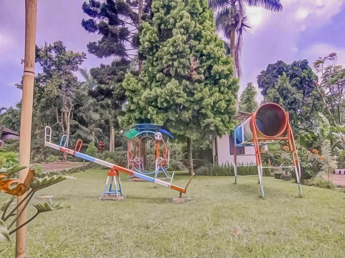 Reddoorz Plus At Grand Yustik Sukabumi Luaran gambar